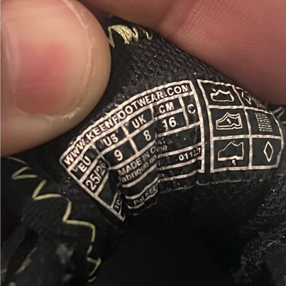 Keen Hybrid Shoes - Picture 3 of 5